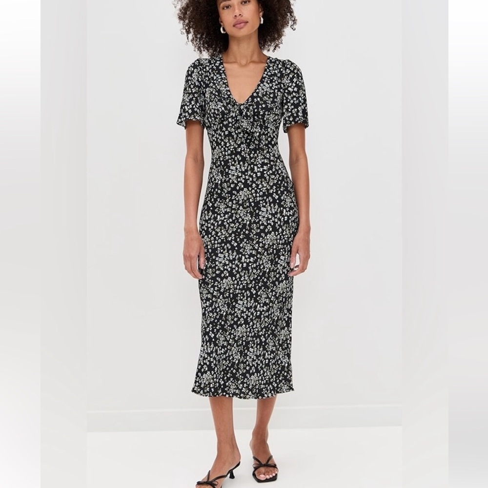 NWT Reformation Tyra Short-Sleeve V-Neck
Midi Dress size 0